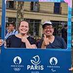 Deux collaborateurs d'Infotrafic à la cérémonie d'ouverture de Paris 2024