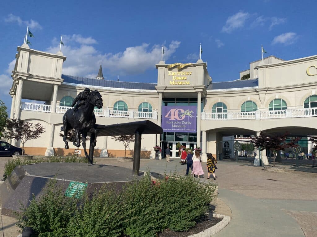 Hippodrome de Louisville, Kentucky, en marge du salon IPMI (à vérifier)